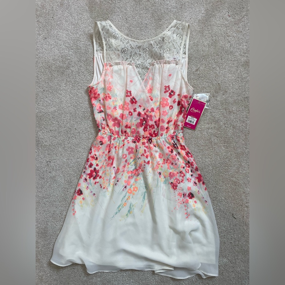Candie’s Spring Dress (Juniors)